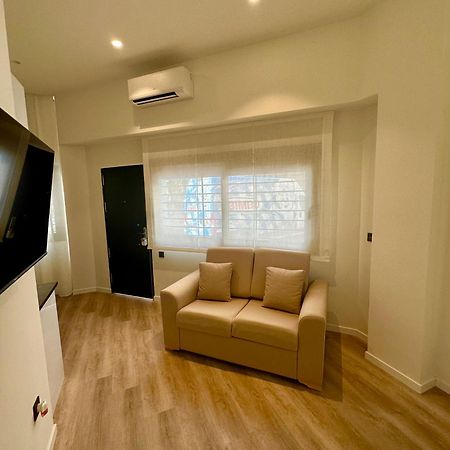 Apartamentos Sunsets Malaga Centro エクステリア 写真